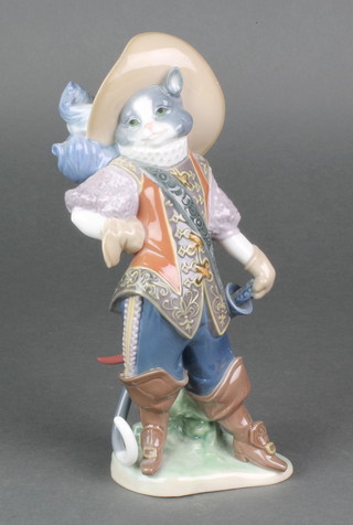 A Lladro figure of Puss in Boots 8599 8 1/2" 