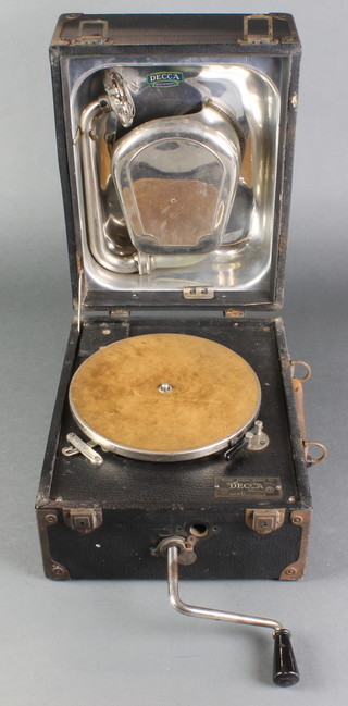A Decca 33 portable manual gramophone B32666 