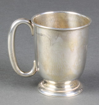 A silver mug with engraved initials 74 grams, Birmingham 1928