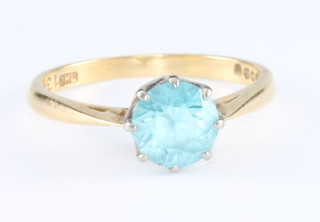 An 18ct yellow gold gem set single stone ring size L 