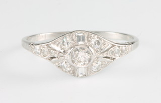 An 18ct white gold Art Deco style diamond ring approx. 0.4ct, size O