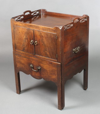 A Georgian mahogany tray top commode with pierced decoration to the side, fitted a cupboard above drawer 30"h x 22"w x 18"d 