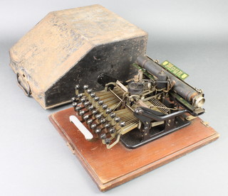 A 1902 Moya no.1 typewriter 