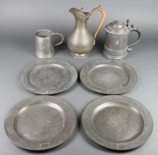 4 pewter plates dated 1832 9 1/2", a William IV pewter lidded tankard (old repair to hinge on lid), a pewter pint tankard, a pewter hot water ewer by Gray & Sons 