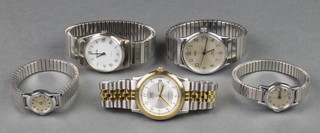A gentleman's steel cased Timex wristwatch 