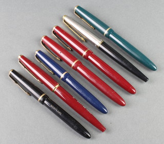 A Parker Burgundy 45 deluxe fountain pen, a ditto Junior and Junior duofold, blue Parker lady, green Junior, a black 45, a lady's black Parker