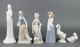 A Nao figure of a goose 3", ditto 6" and 4 Spanish figures 