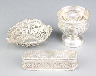 A Victorian silver repousse pedestal bowl Birmingham 1899, 2 1/2", a ditto pierced heart shaped bon bon dish London 1896 4" and an Edwardian repousse silver trinket box Birmingham 1901 4"  