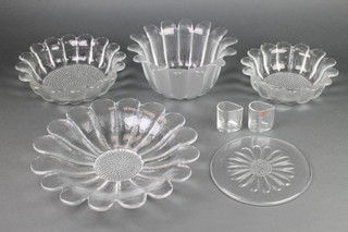 A Dartington daisy bowl 13", 3 others, a platter and 2 oils 