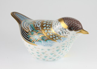 A Royal Crown Derby japan pattern paperweight in the form of a Black Cap warbler with gold stopper 5"