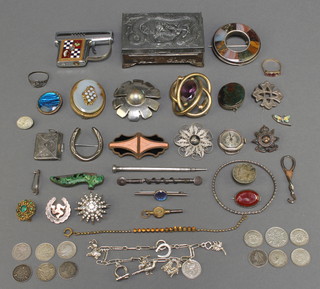 A silver hardstone brooch, minor Victorian and later silver and other costume jewellery 