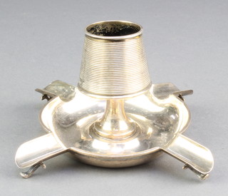 An Edwardian silver match striker ashtray, London 1901, 140 grams