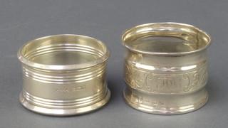Two silver napkin rings 38 grams
