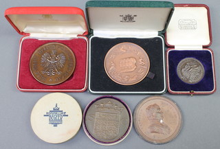 A Royal Mint Battle of Waterloo 175th anniversary commemorative bronze medallion, cased and 4 other medallions 