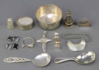 A silver nut dish, Sheffield 1945, 54 grams and minor items