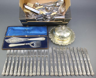 A pair of Edwardian silver plated chased fish servers, cased, a ditto muffin dish and cover and minor cutlery etc