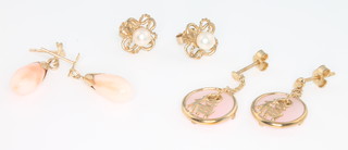 3 pairs of yellow gold earrings, coral, lavender jade and pearl 