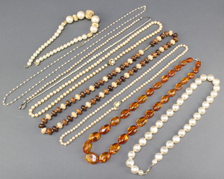 A quantity of necklaces