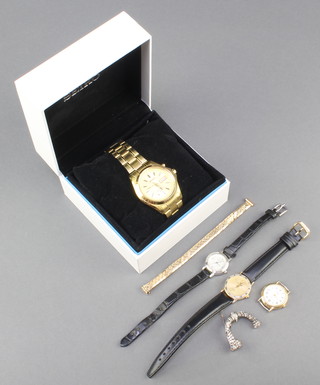 A gentleman's gilt cased Seiko Kinetic calendar wristwatch, boxed, minor wristwatches 