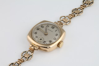 A lady's 9ct yellow gold Pierce wristwatch with gilt bracelet