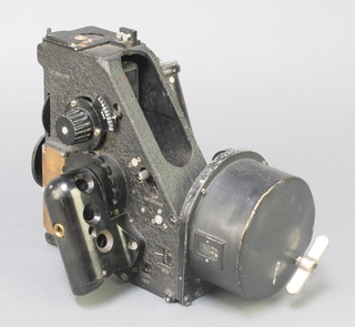 An Air Ministry Issue bubble sextant MK 1XA