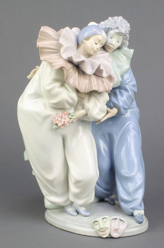 A Lladro group of 2 clowns, the base with mask detail 5658 11" 