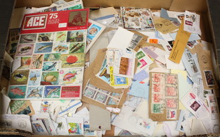 A quantity of various used World stamps 