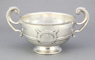 A silver 2 handled trophy cup Molesey Amateur Regatta Birmingham 1926, 180 grams 6" 