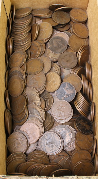 A quantity of mixed United Kingdom bronze coins 
