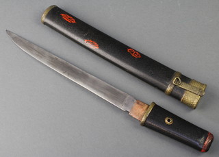 A 19th/20th Century Wakizashi with 9" blade contained in a lacquered scabbard, there is no signature to the tang, complete with Kogatana 