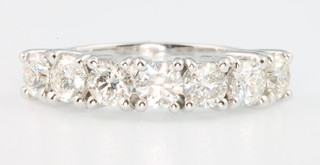 An 18ct white gold 7 stone diamond ring approx. 1.75ct size N 1/2 