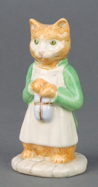 A Beswick Beatrix Potter figure Ginger 2259 3 3/4" 