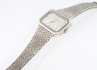 A gentlemans 1960's Eternamatic silver cased wristwatch on ditto bracelet in original box 