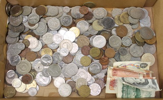 Minor UK coins and a quantity of foreign coins