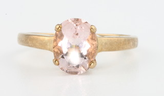 A 9ct yellow gold morganite  ring, size N