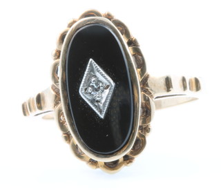 A Victorian yellow gold onyx and diamond mourning ring size M 1/2