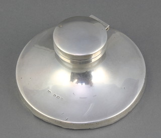 An Edwardian silver capstan inkwell 4 1/2"