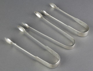 3 pairs of Georgian silver sugar nips, rubbed marks, 118 grams