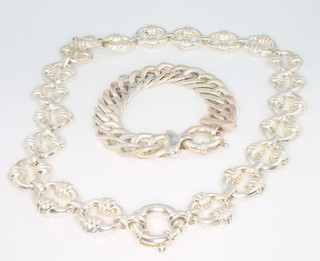 A contemporary silver necklace and bracelet 96 grams 