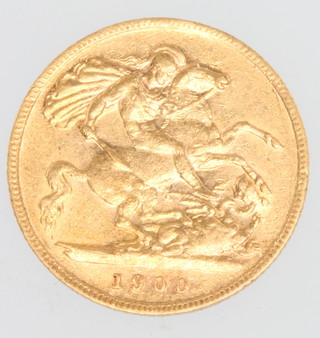 A half sovereign 1900
