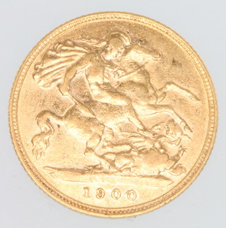 A half sovereign 1900
