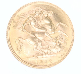 A half sovereign 1914