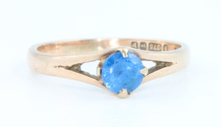 A 9ct yellow gold gem set blue stone ring size J 