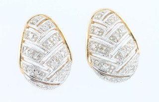 A pair of 14ct yellow gold diamond earrings 