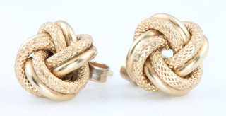 A pair of 9ct yellow gold rope twist ear studs 2.1 grams