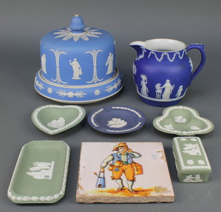 A Wedgwood style blue Jasperware cheese dish and cover 8", a ditto jug, box, 4 dishes and a Quimper style tile 