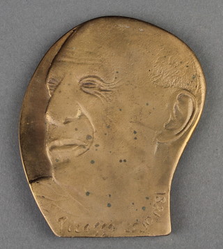 Jane McAdam, first issue cast bronze of Picasso 1981 3 1/2" x 3" together with a letter from the British Art Medal Society 