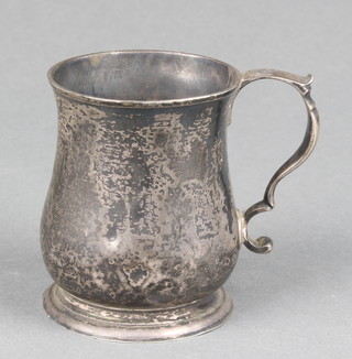 A George III silver baluster mug with S scroll handle, London 1790 100 grams 3" 