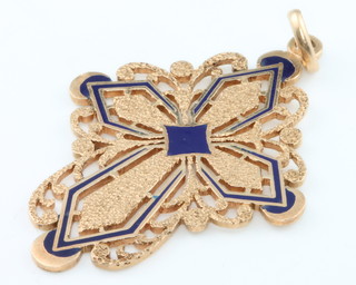 An 18ct yellow gold blue enamelled Russian style pierced cross pendant 8.8 grams