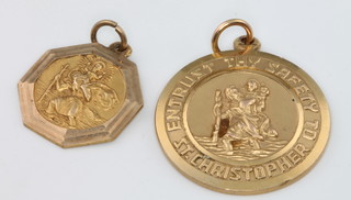 Two 9ct yellow gold St Christopher pendants 7.3 grams